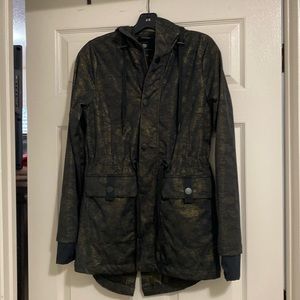 Active anorak rain jacket